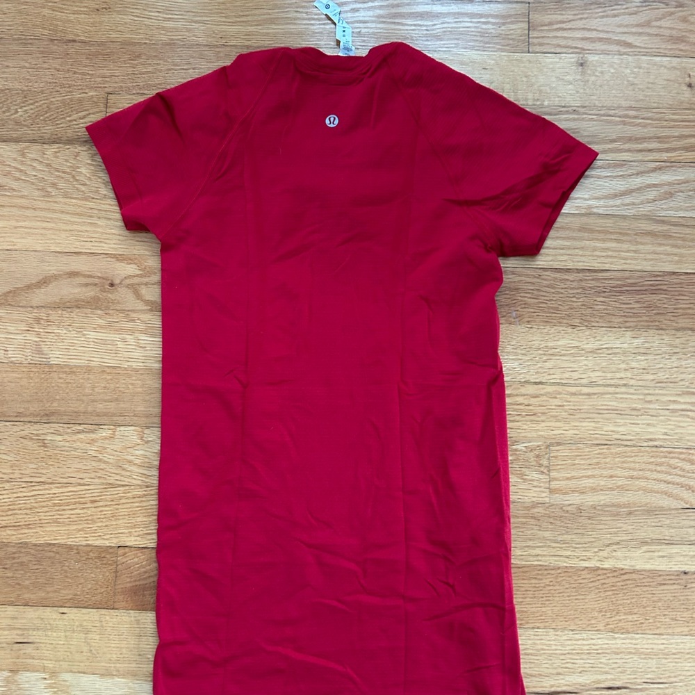 Lululemon Red Swiftly Tech - Picture 2 of 3